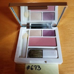 #673Z Clinique Eyeshadow Duo Beach Plum New Clover